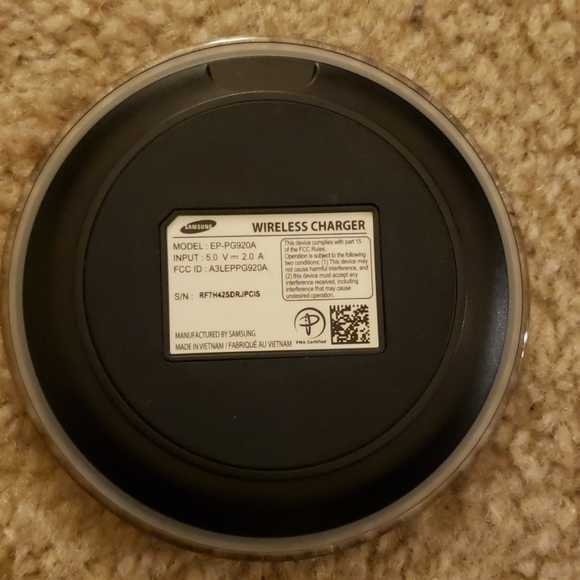 Samsung Wireless Charger - Picture 2 of 3